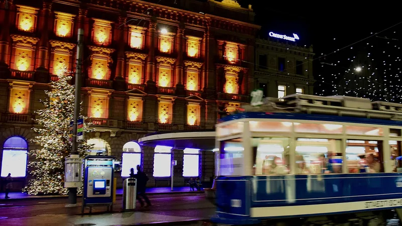 深圳市鹏盛泰吊装搬运有限公司